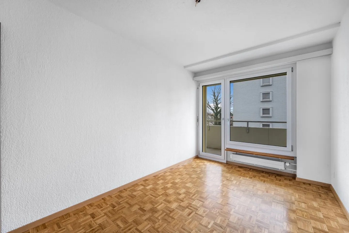 Modern 3.5-room apartment - Photo 8 of 12