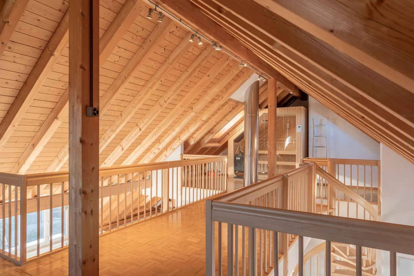 Attractive multi-family house with 6 apartments in Schüpfen - Photo 19 of 21