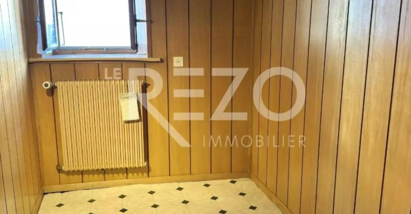 4.5 Room Apartment in a Listed House - (1978) LENS - Photo 7 of 11