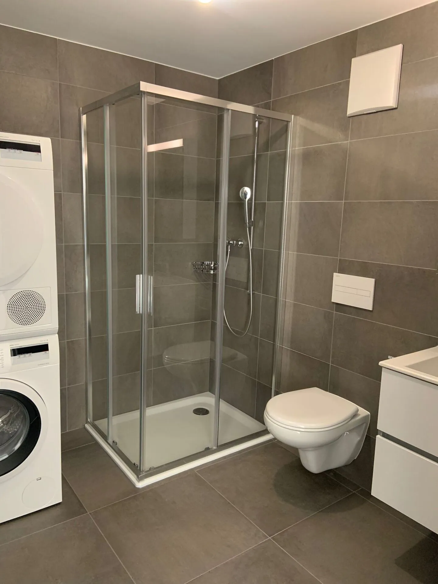 Magnifico appartamento di 3,5 locali in affitto a Fully - Foto 7 di 10