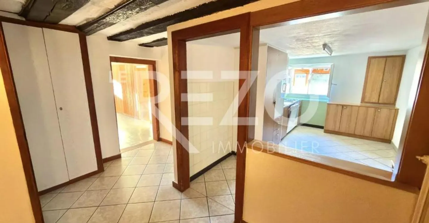 4.5 Room Apartment in a Listed House - (1978) LENS - Photo 5 of 11