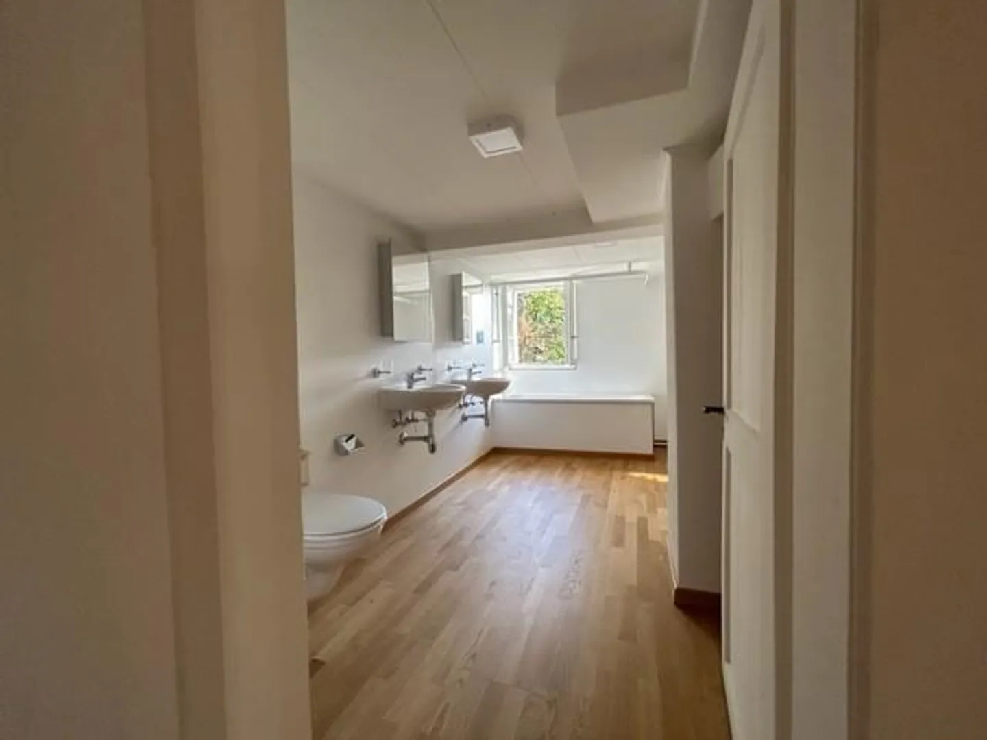 Charming 2.5 Room Apartment - Photo 9 of 9