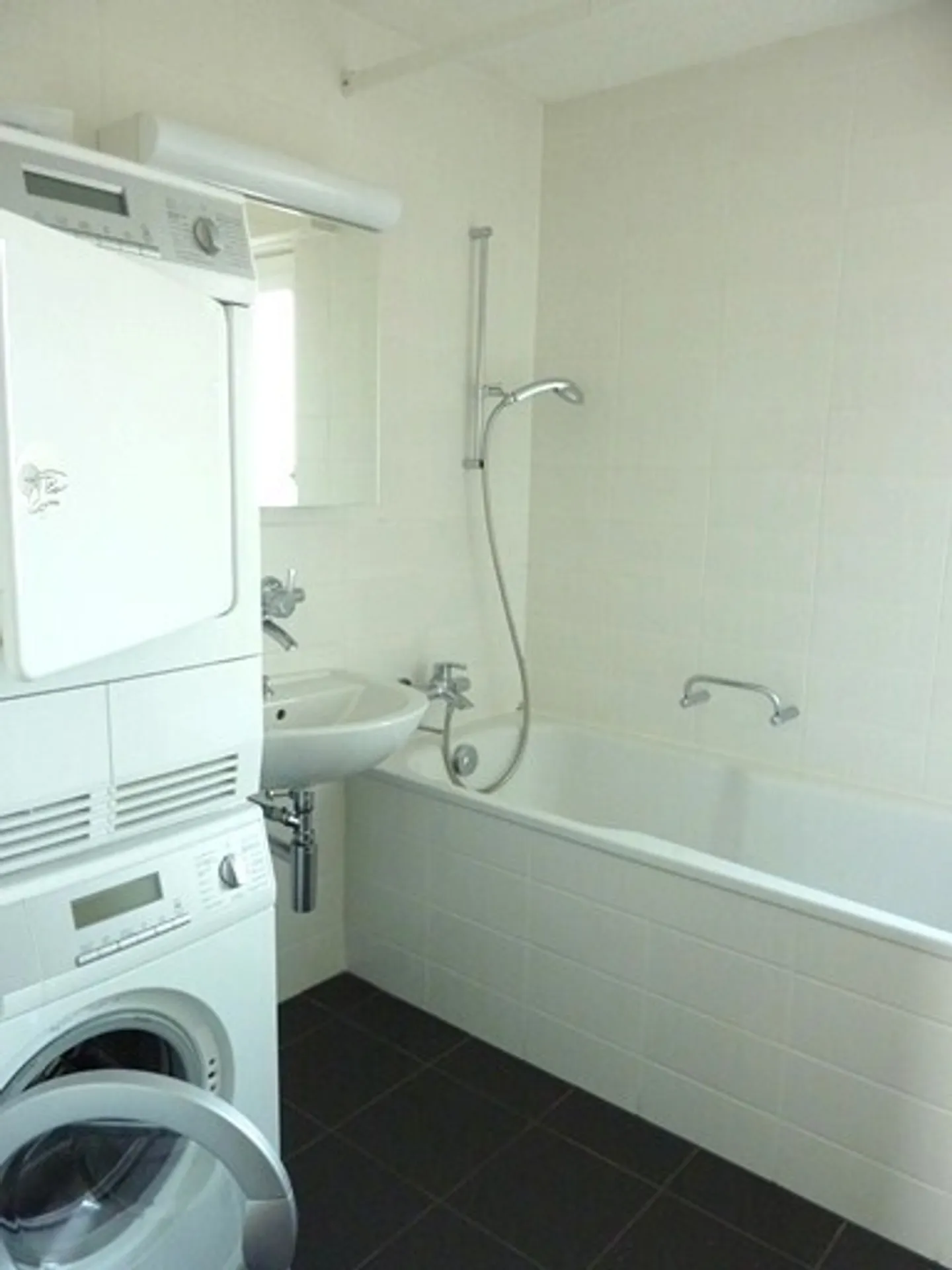 Wunderschöne Attikawohnung mit Terrasse - Foto 5 von 5