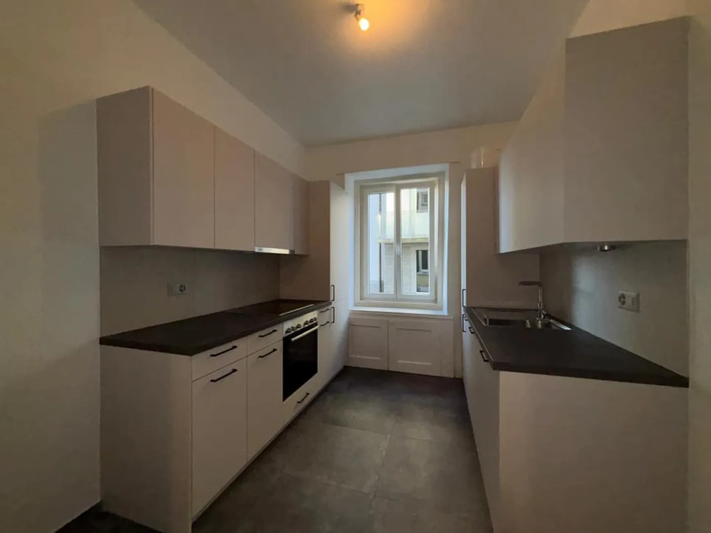 Spacious 3.5-room apartment in a quiet neighborhood? First rent free - Photo 1 of 7