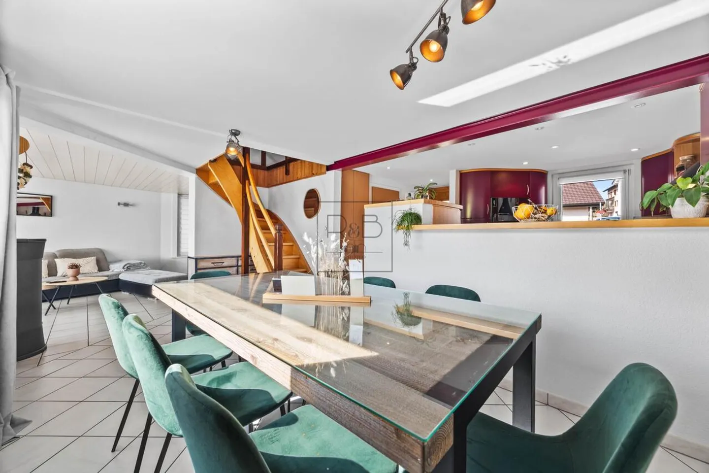 Beautiful detached house located in Vaulruz - Photo 4 of 10