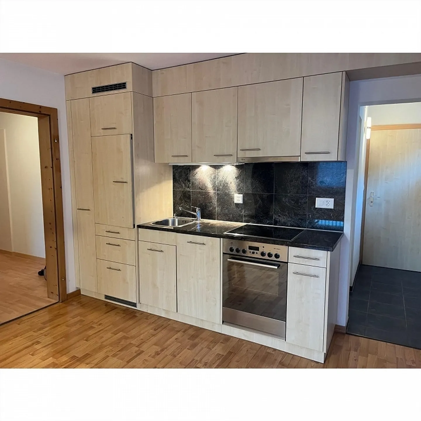 Appartement lumineux 3.5 pièces - Photo 2 sur 10