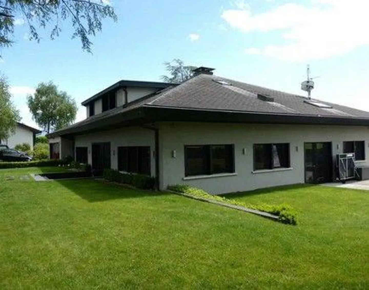 Villa indipendente con piscina - Foto 8 di 13