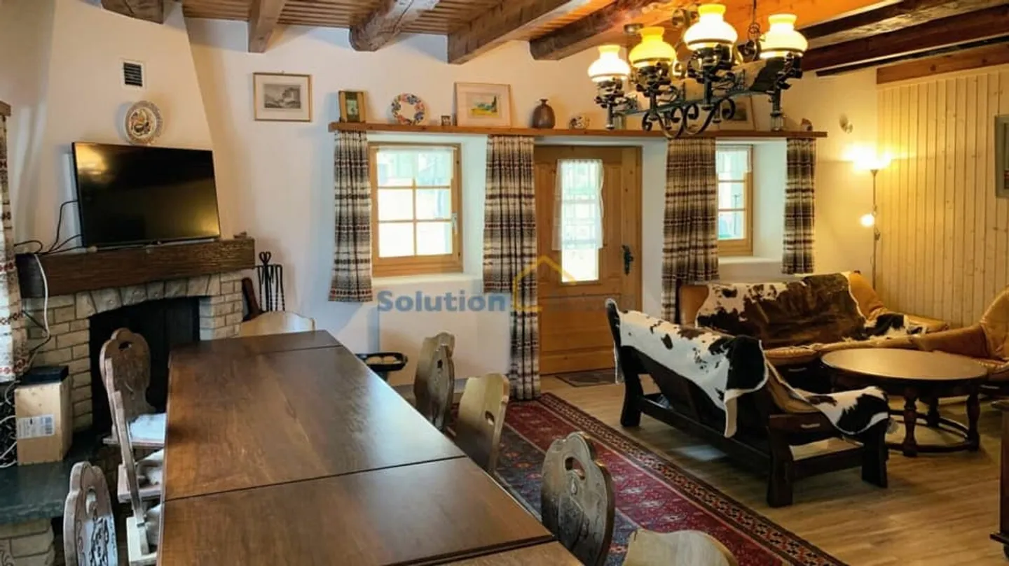 Grande chalet di 8 stanze vicino al centro - Foto 5 di 13