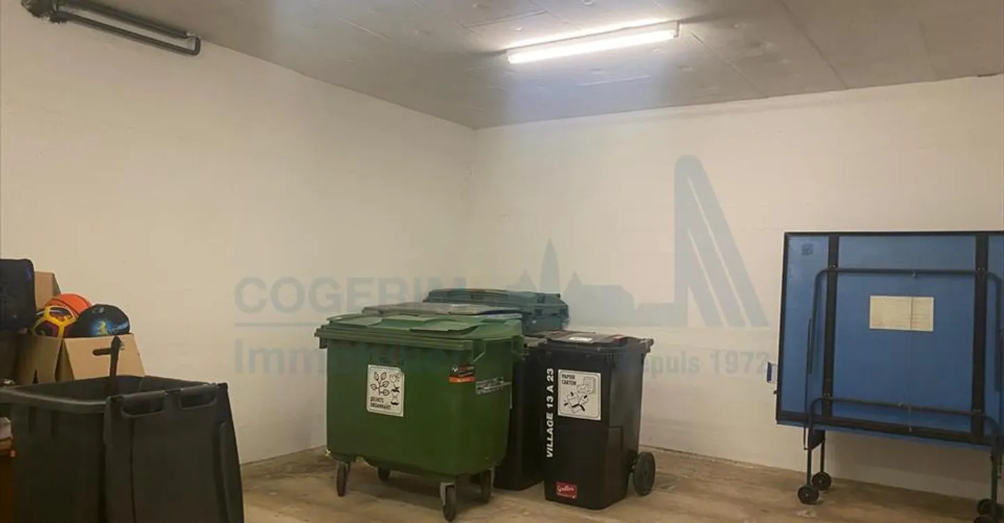 Mischgenutztes Gebäude mieten - Foto 2 von 3