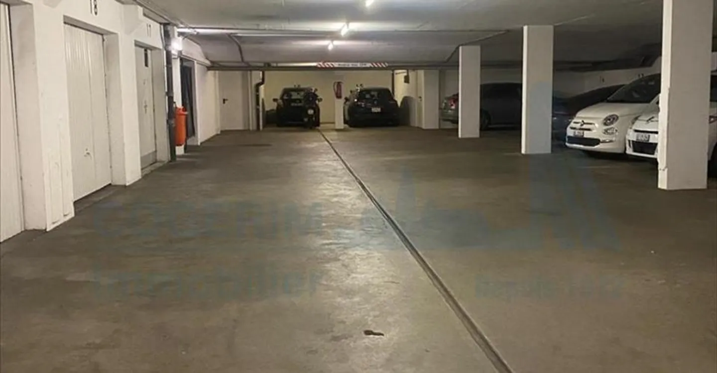 Mischgenutztes Gebäude mieten - Foto 1 von 3