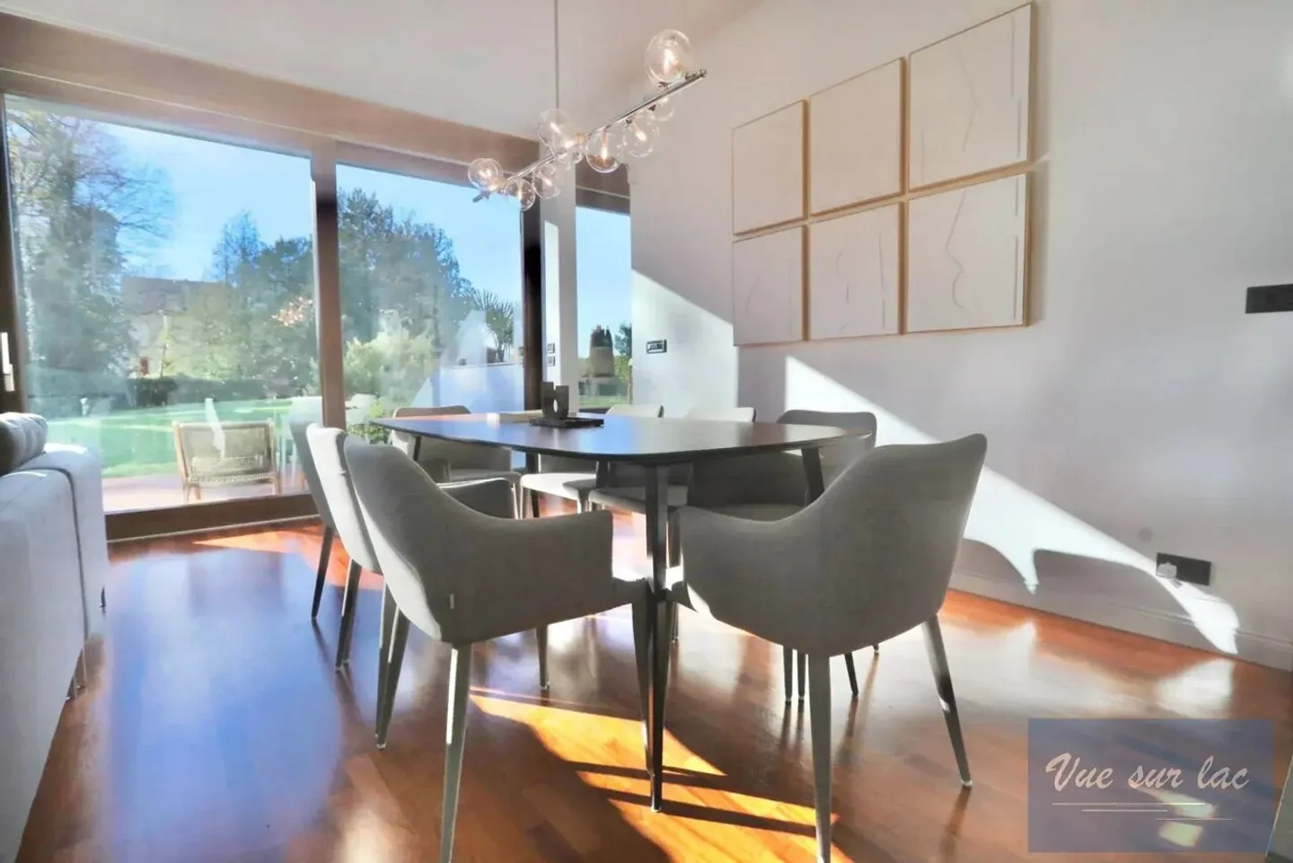 Contemporary villa, beautiful quiet plot with no overlooking - Photo 5 of 13