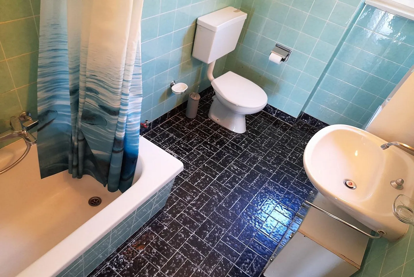 APPARTEMENT SPACIEUX 3.5 PIÈCES AVEC TERRASSE À MINUSIO - Photo 8 sur 9