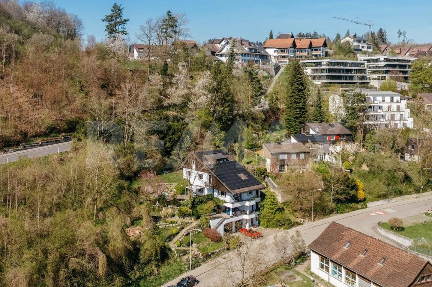 Stile di vita generoso: Casa con potenziale diversificato vicino alla città... - Foto 2 di 13