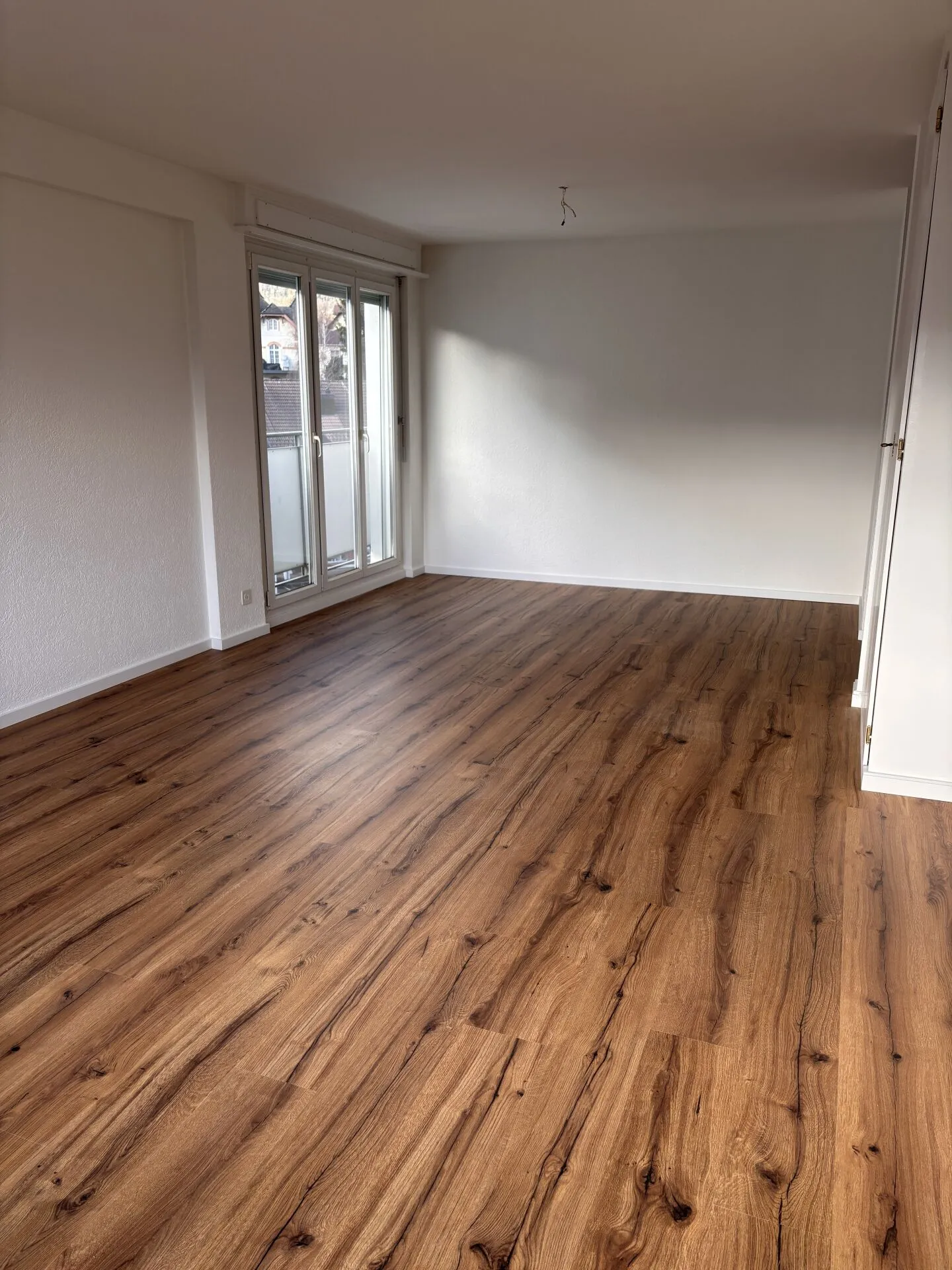 Appartement spacieux à Delémont - Photo 2 sur 15