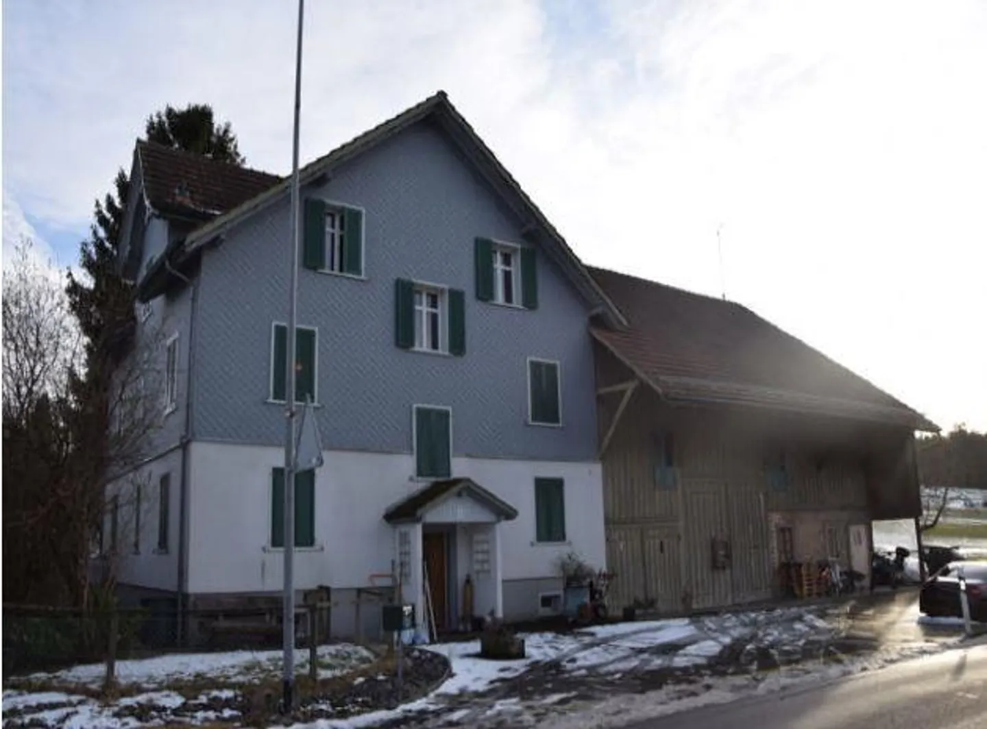 Casa unifamiliare con capanno - Foto 1 di 2