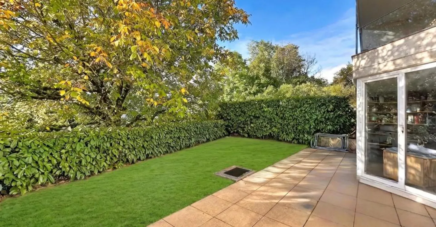 4,5 Zimmer mit Garten und separatem Eingang - Foto 3 von 10