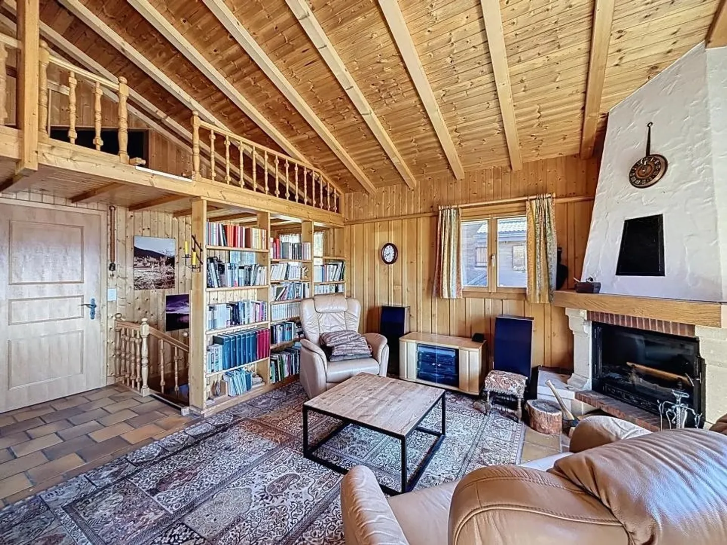 Chalet con grande potenziale di ristrutturazione - Foto 2 di 7