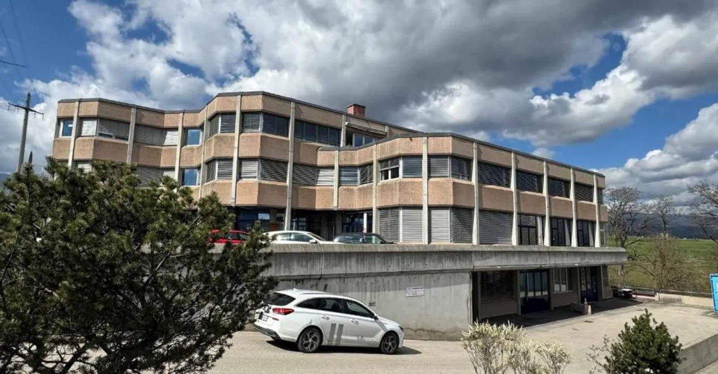 Commercial Space in Industrial Zone - Photo 11 of 11
