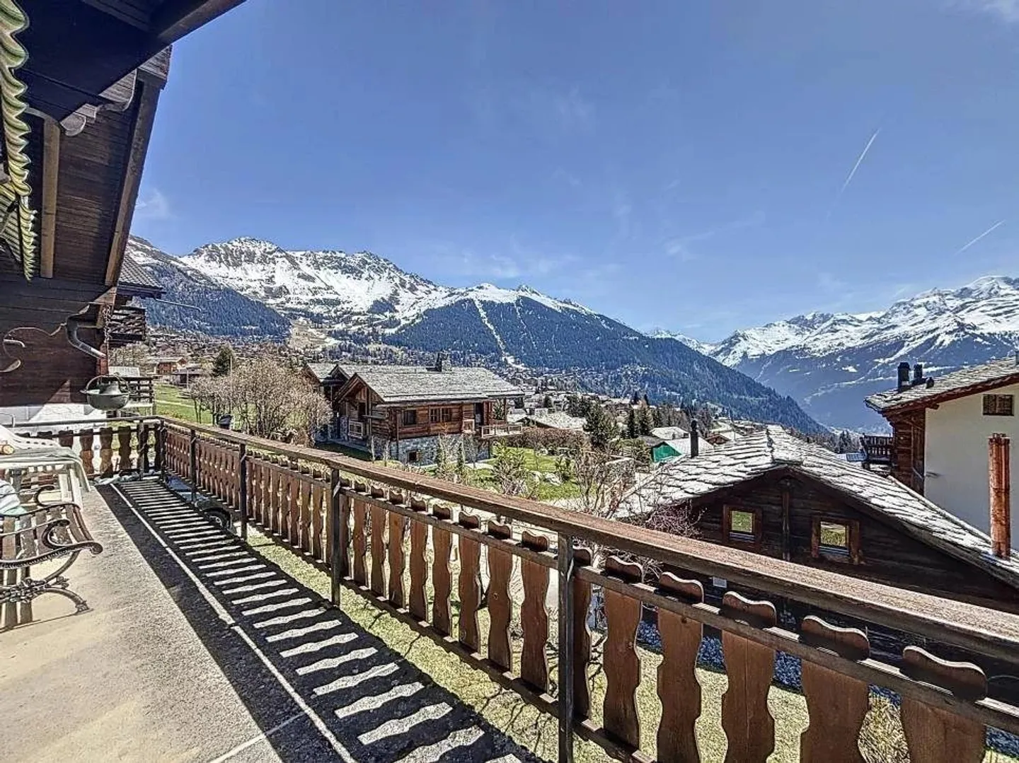 Chalet con grande potenziale di ristrutturazione - Foto 6 di 7