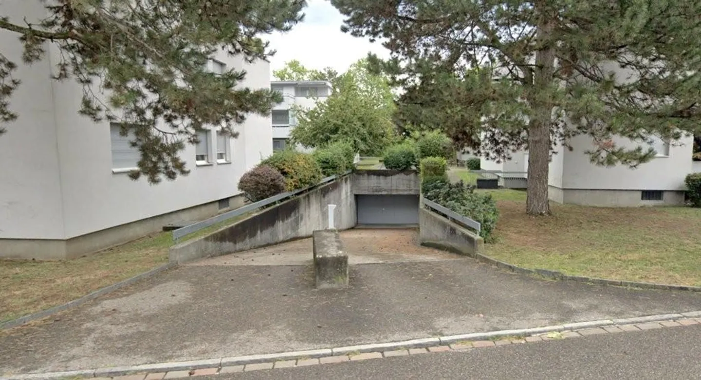 Parking spaces in Reinach - Autumn promotion 1 month rent free - Photo 1 of 1