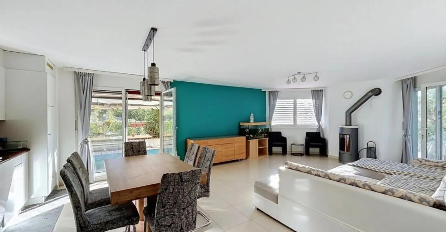 4,5 Zimmer mit Garten und separatem Eingang - Foto 8 von 10