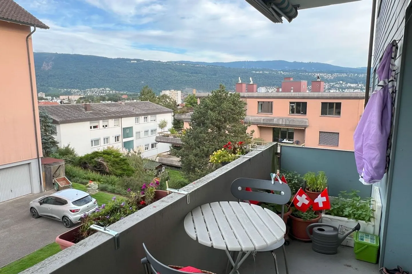 Luminoso appartamento di 4,5 stanze con balcone a Port - Foto 1 di 9
