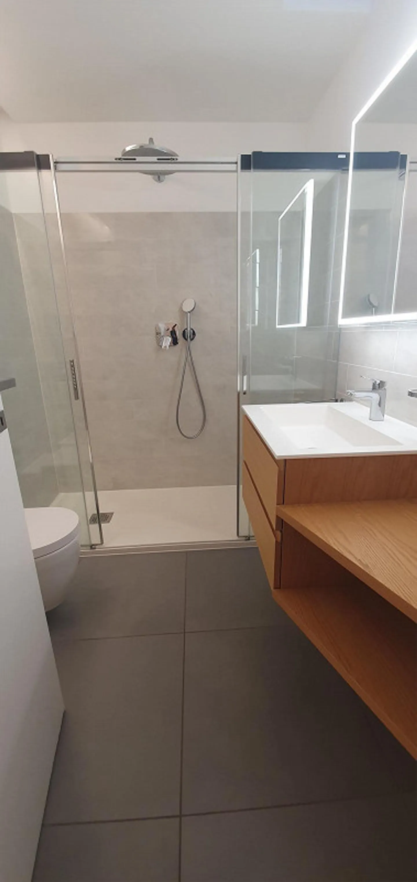 Prestigious luxury penthouse with unparalleled 360° view! - Photo 12 of 16