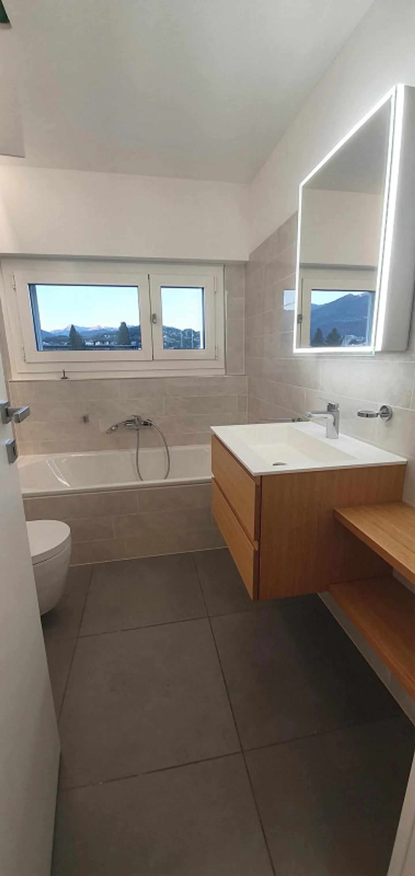 Prestigious luxury penthouse with unparalleled 360° view! - Photo 15 of 16