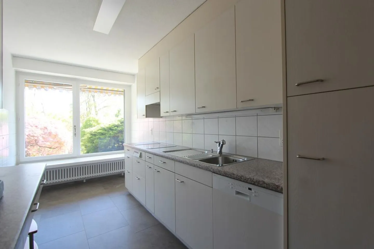 Appartamento 3.5 locali con terrazza in una posizione attraente - Foto 5 di 8