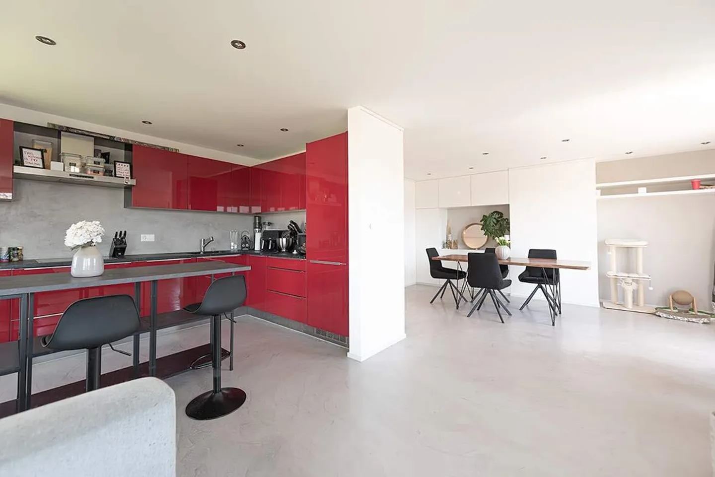 Passeggiata facile con questo appartamento di 5 stanze - Foto 1 di 9