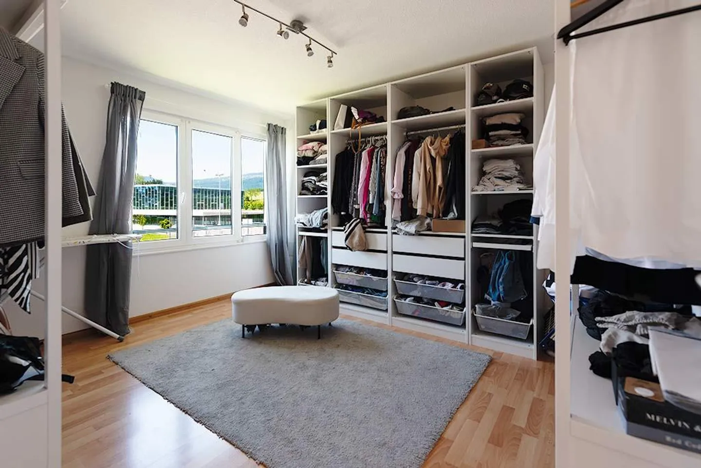 Passeggiata facile con questo appartamento di 5 stanze - Foto 5 di 9