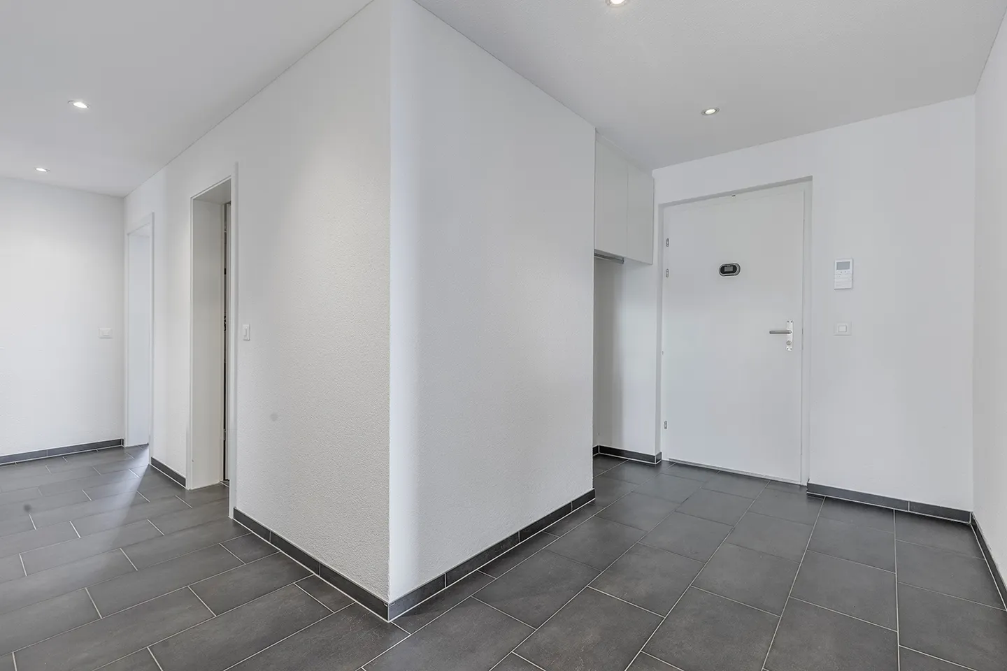 Appartamento Familiare con Balcone - Foto 3 di 10