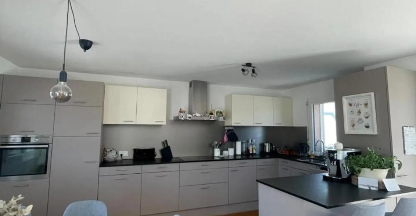 Magnificent spacious and bright apartment for rent in Avenches - Photo 5 of 10