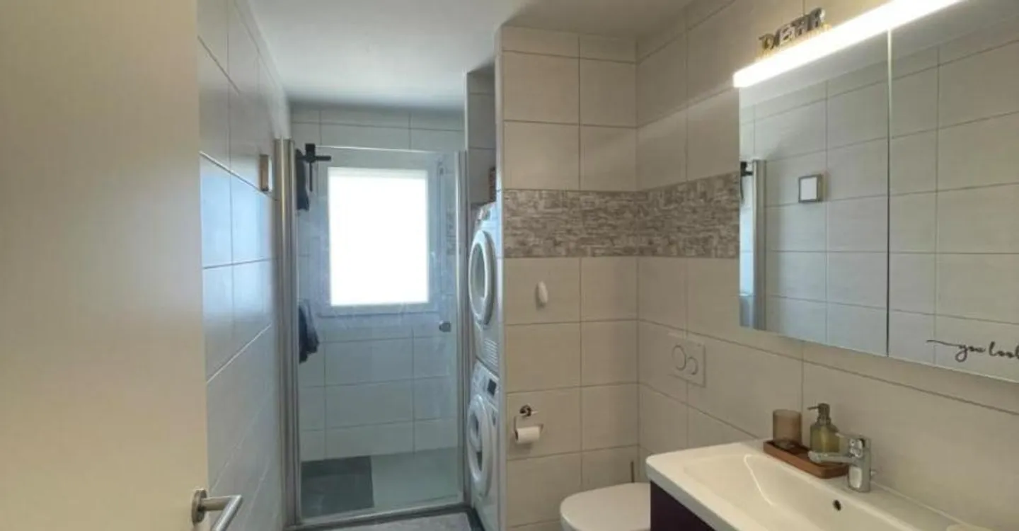 Magnificent spacious and bright apartment for rent in Avenches - Photo 7 of 10