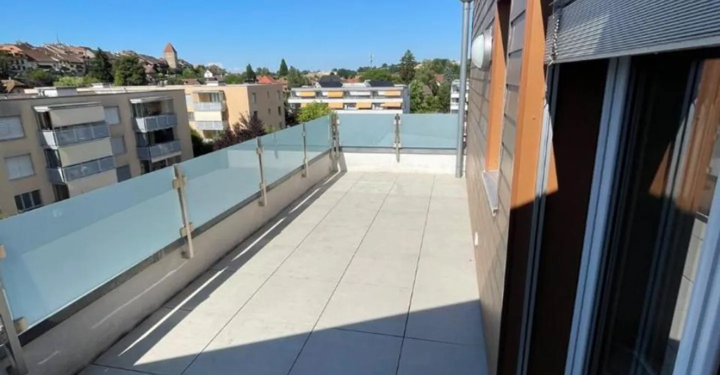 Magnificent spacious and bright apartment for rent in Avenches - Photo 8 of 10