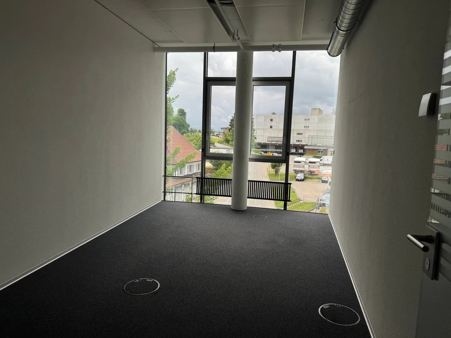 400 m2 d'espace de bureau – flexible, moderne, central - Photo 3 sur 11
