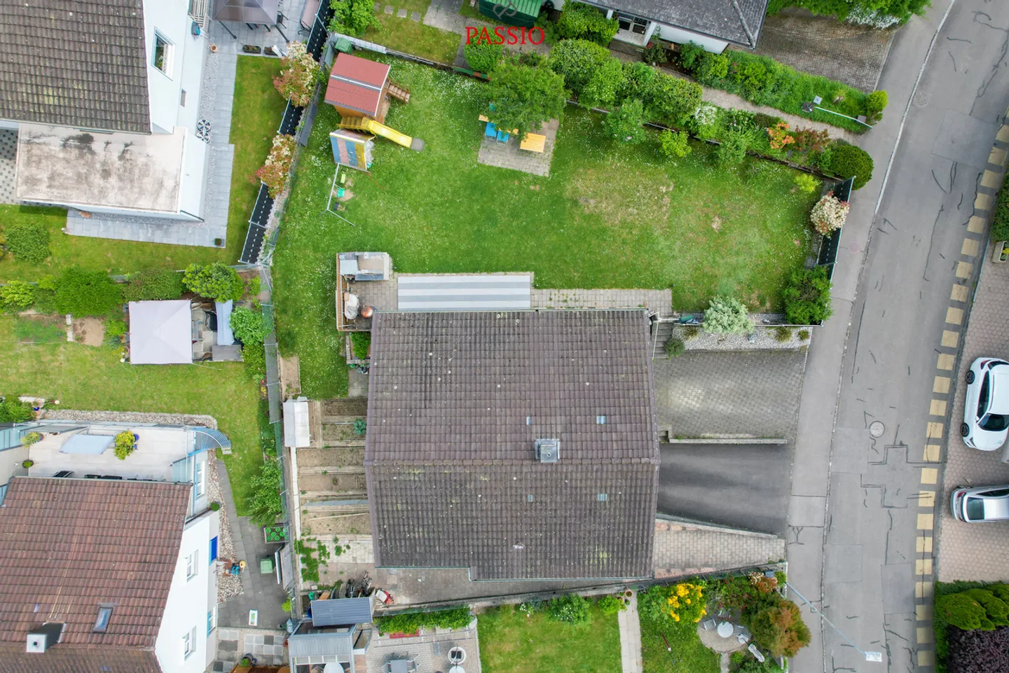 Paradiso familiare ristrutturato con grande giardino nel cuore di Lengnau - Foto 24 di 30