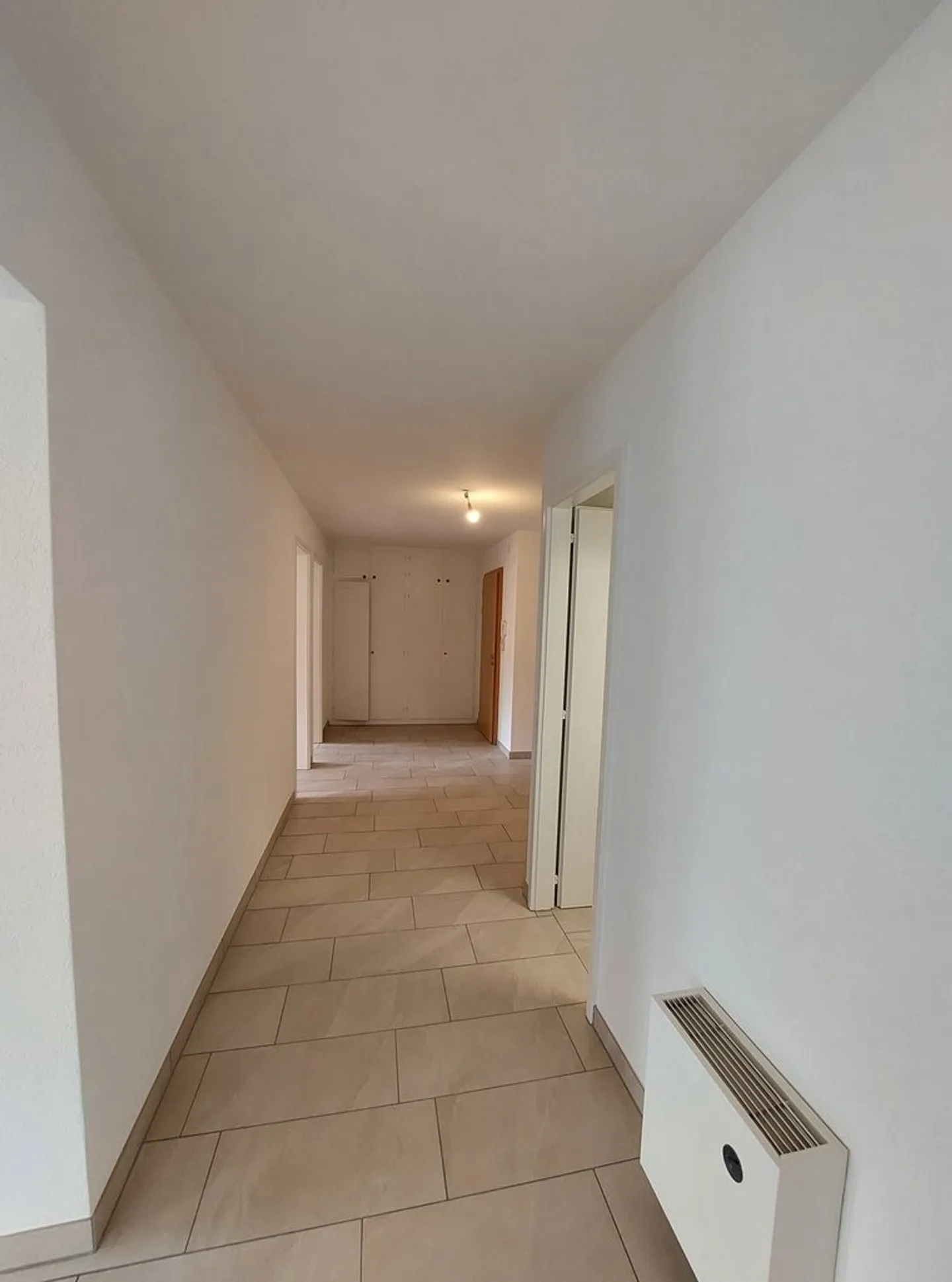 Appartamento con 4,5 stanze al 1° piano - Foto 10 di 12