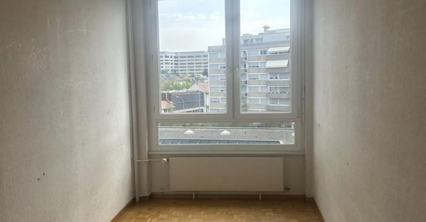 Appartement Charmant Près de l'Aéroport - Photo 6 sur 7