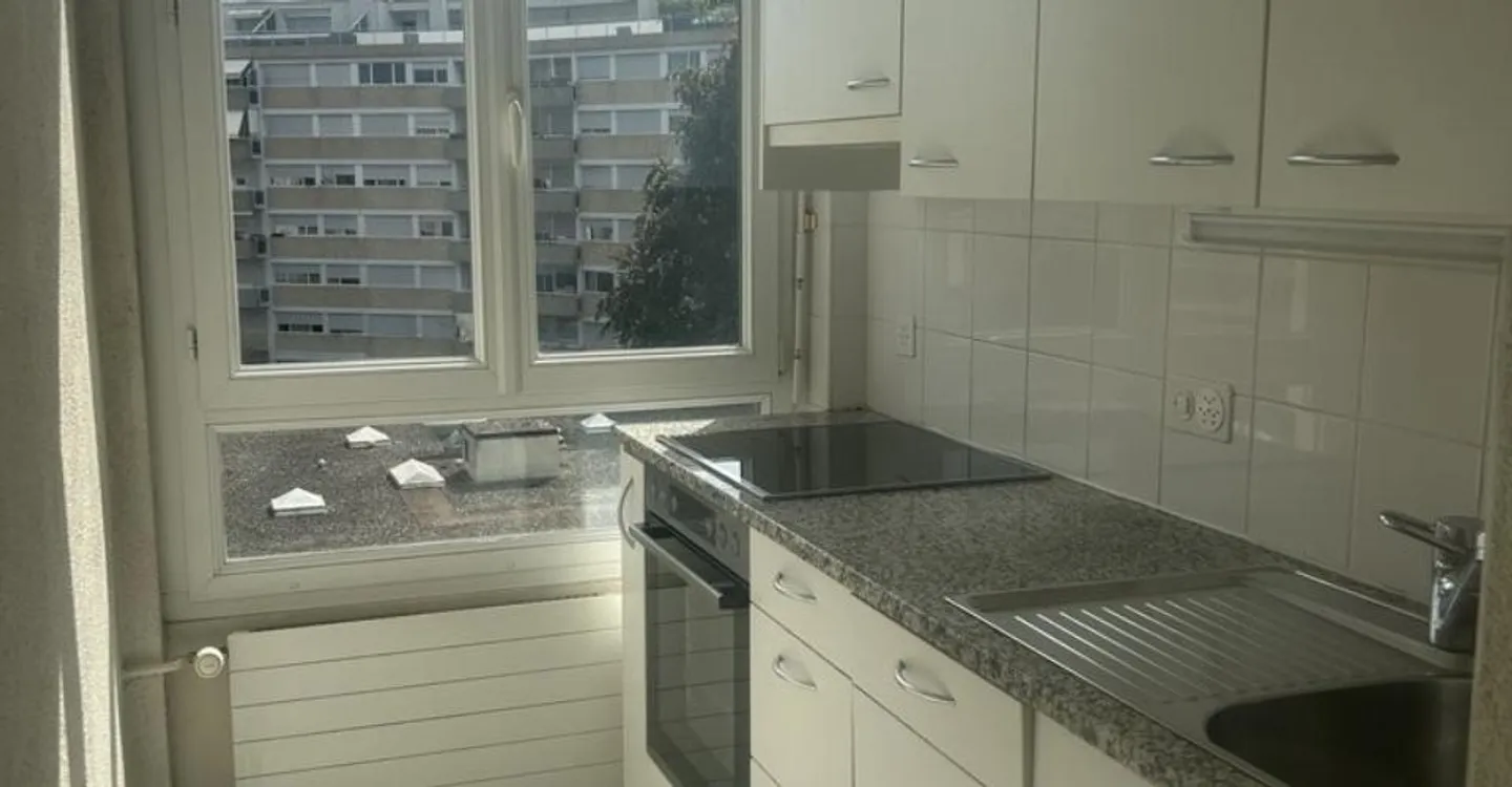 Appartement Charmant Près de l'Aéroport - Photo 3 sur 7