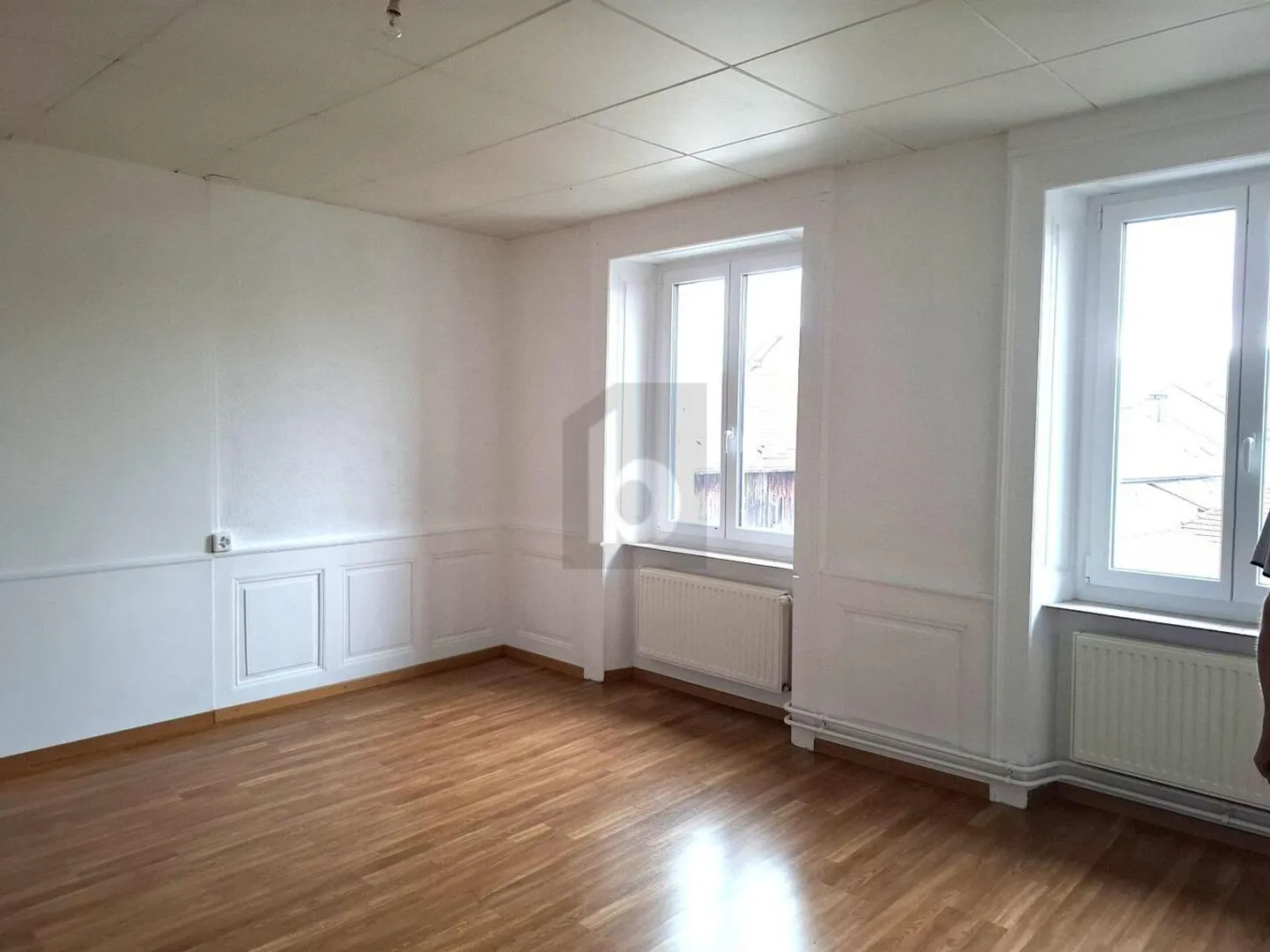 Immeuble résidentiel à vendre - Photo 2 sur 6