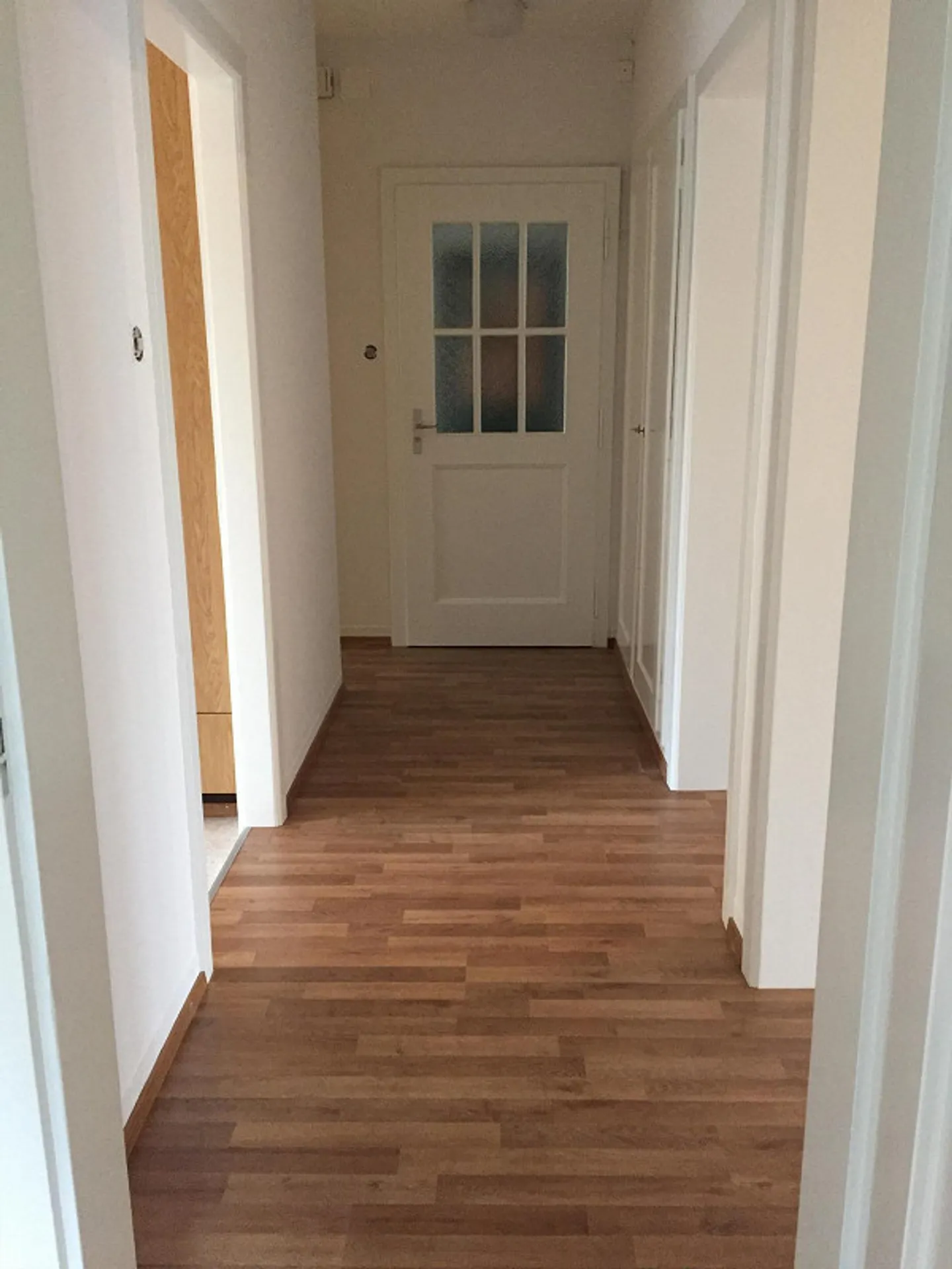 Multi-family house (3 apartments / right side) - Photo 2 of 9