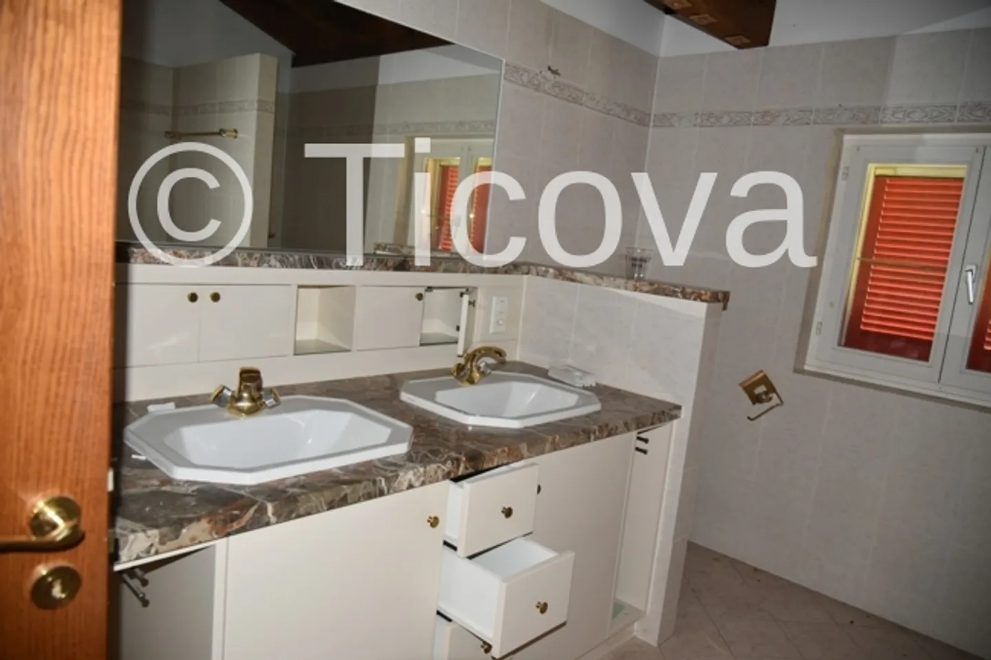 Proprietà d'investimento fronte lago - Foto 10 di 13