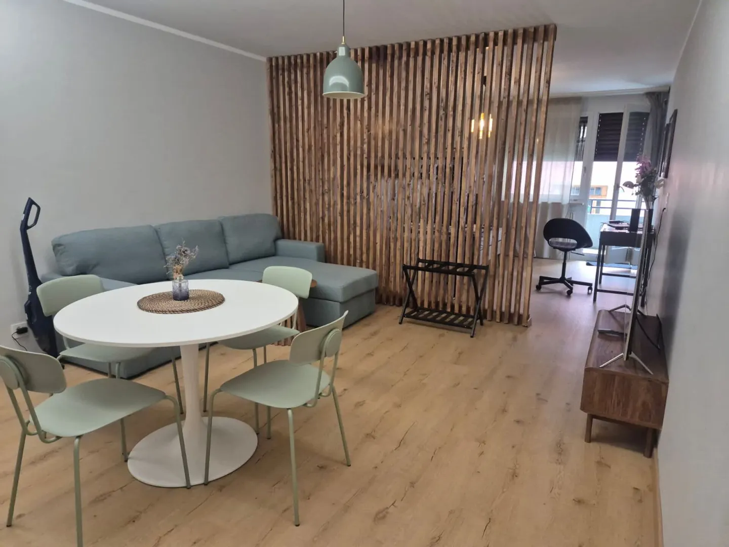 Vivre meublé - 1,5 pièces, 44 m² et balcon - Photo 7 sur 9