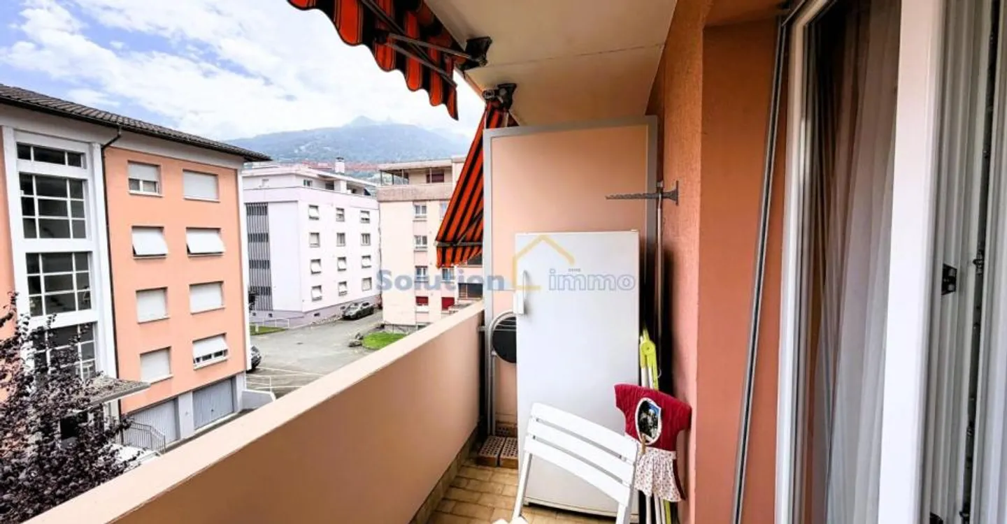 Beautiful 3.5-room apartment, balcony, elevator - Photo 6 of 11