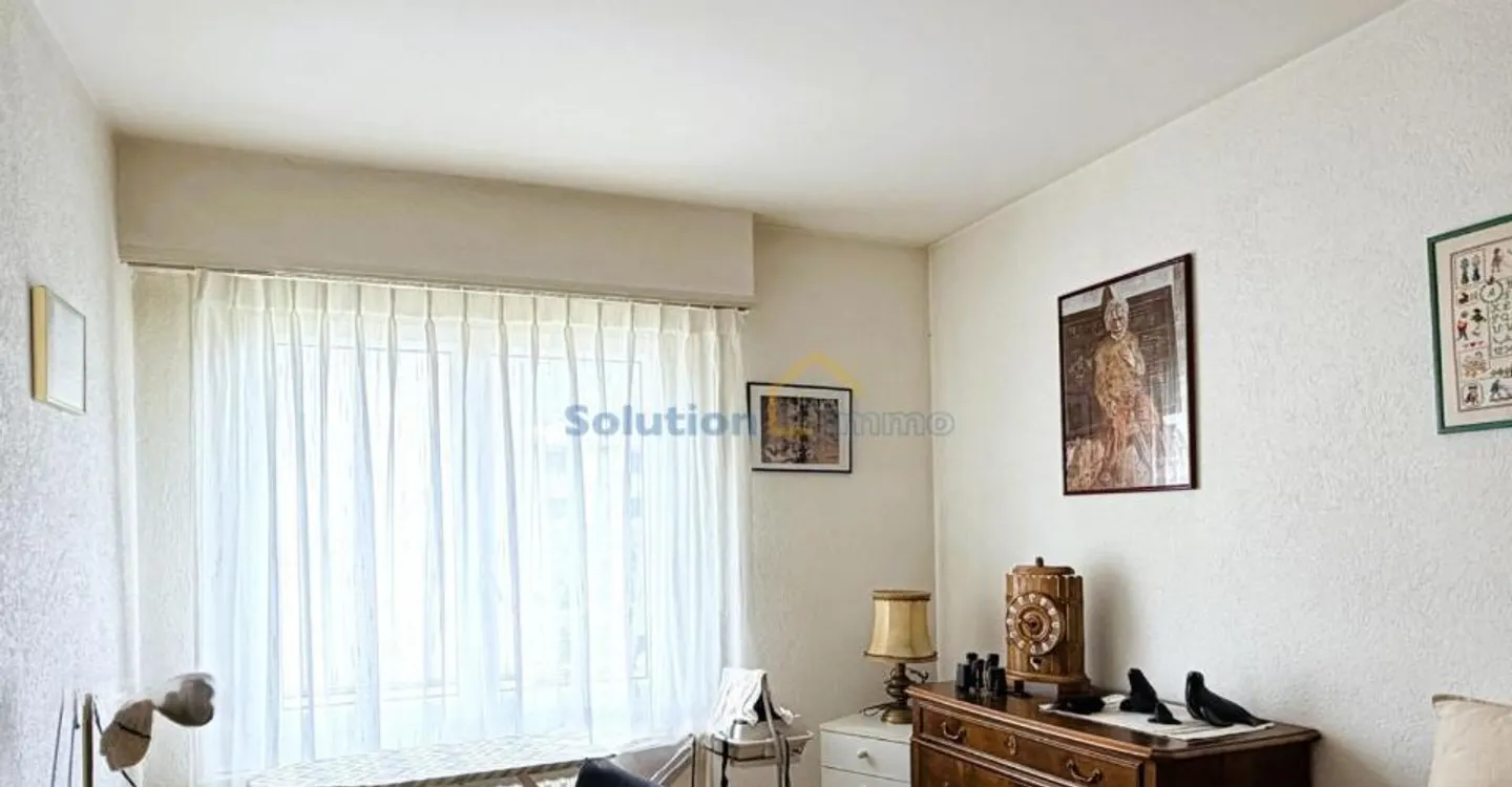 Beautiful 3.5-room apartment, balcony, elevator - Photo 10 of 11