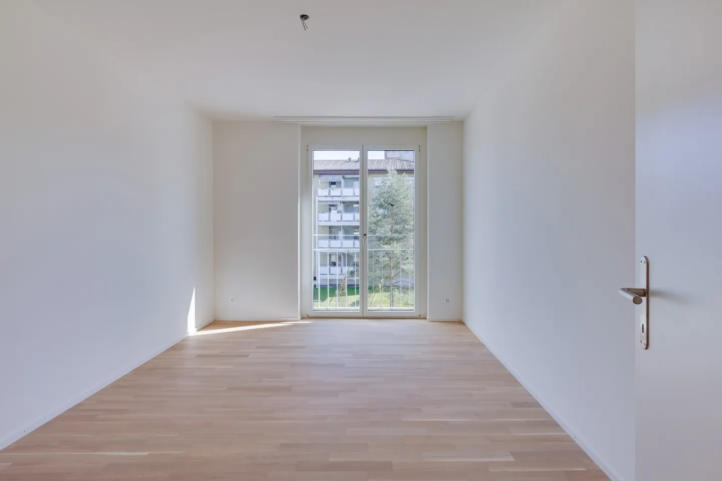 3.5 Room Apartment - Photo 10 of 11