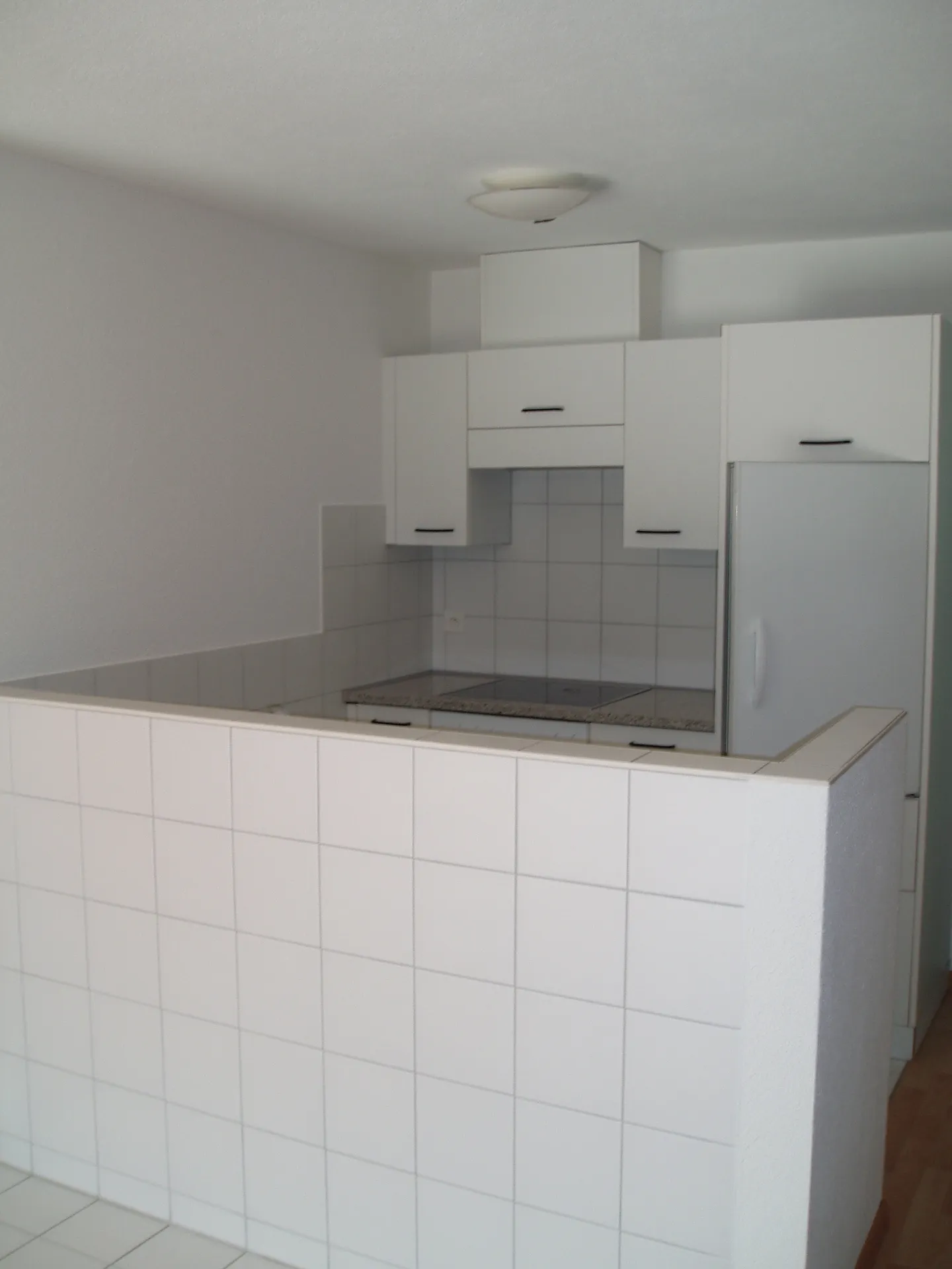 Cozy Living in the City Center - Photo 3 of 6