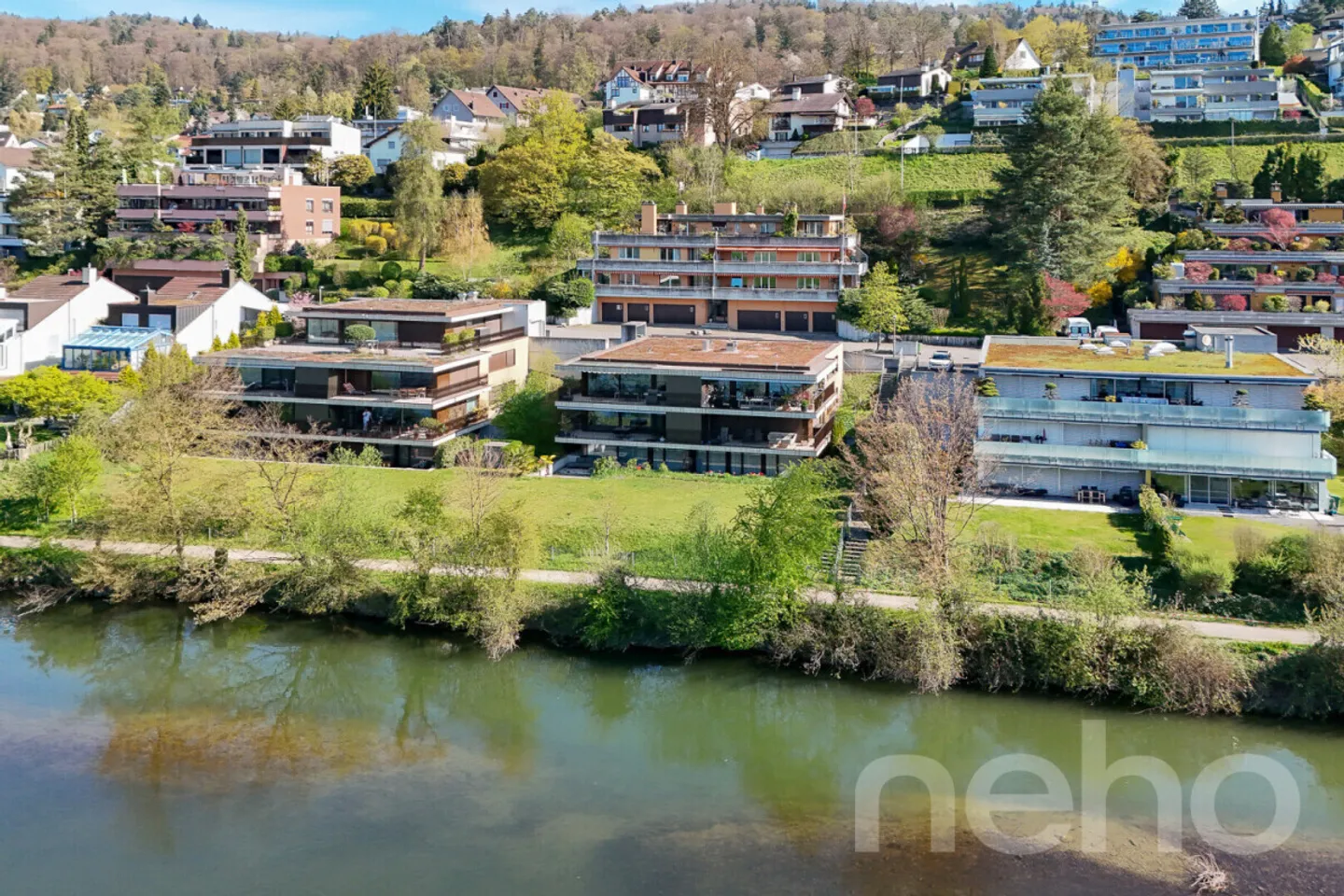 Vie de haute qualité au bord de la Limmat - Photo 1 sur 12