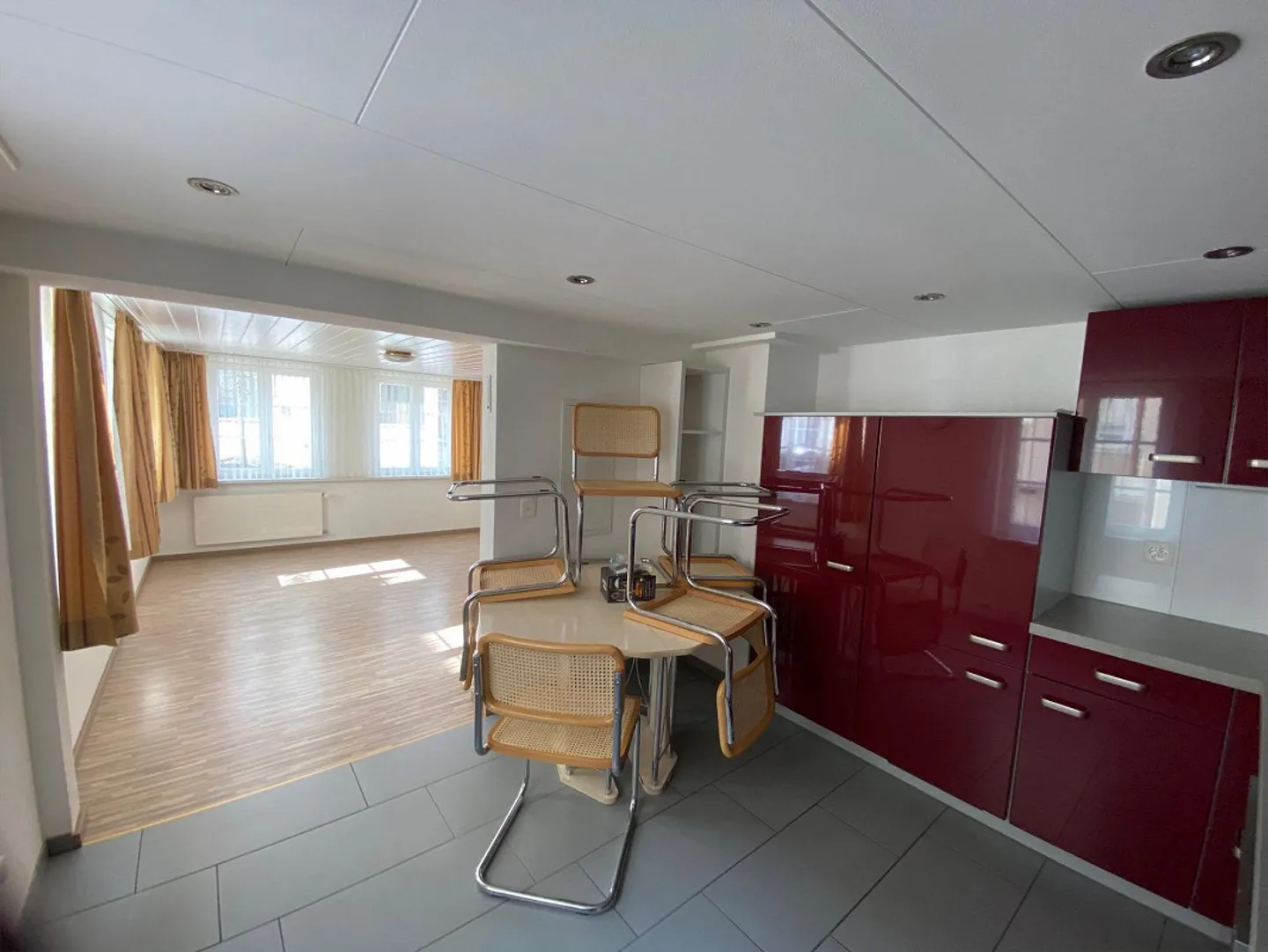 Appartement 2 pièces central à louer - Photo 2 sur 6